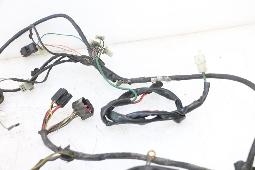 photo de FAISCEAU PEUGEOT ELYSTAR 50 (2002 - 2014) - Gros plan technique