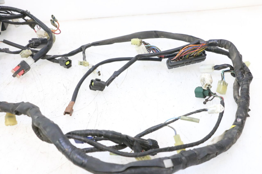 photo de FAISCEAU YAMAHA FJR 1300 (2001 - 2005) - Autre angle de vue