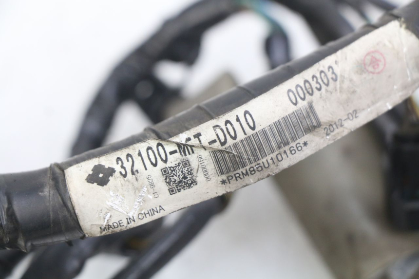 photo de FAISCEAU HONDA FJS SILVERWING SILVER WING 400 (2009 - 2016) - Autre angle de vue