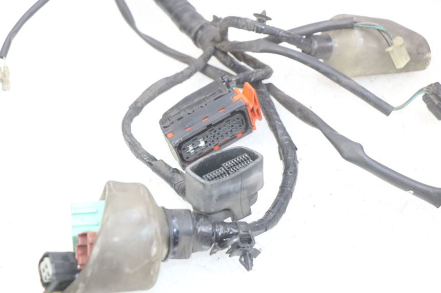 photo de FAISCEAU HONDA FJS SILVERWING SILVER WING 400 (2009 - 2016) - Marquages et références