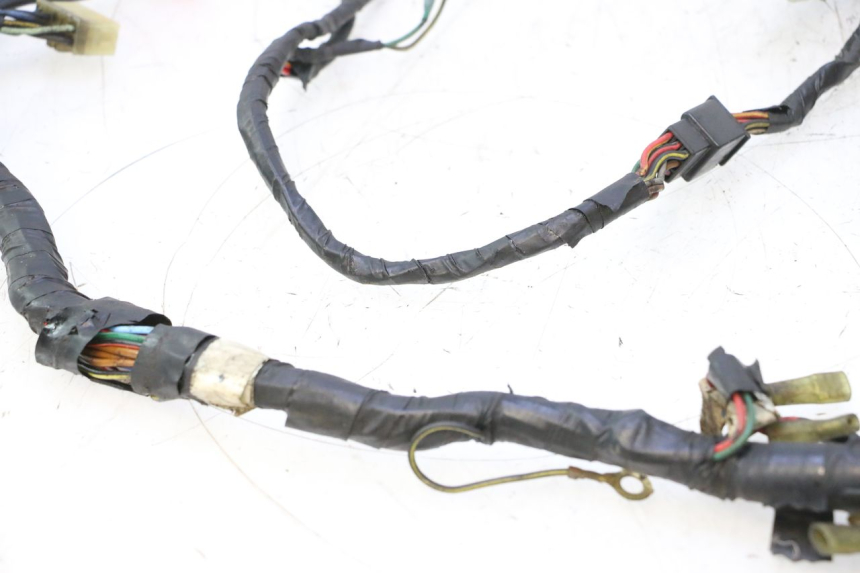 photo de FAISCEAU KAWASAKI GPX F ZX750F 750 (1986 - 1990) - Gros plan technique