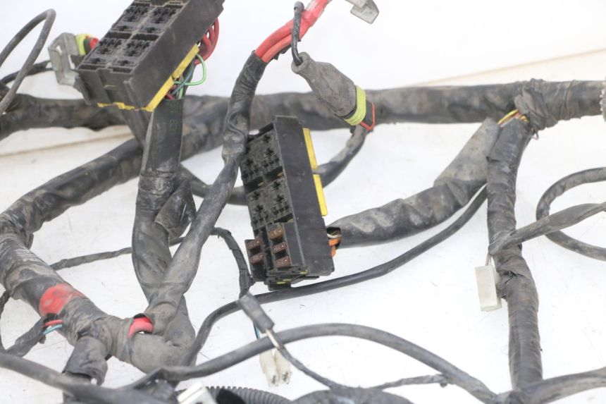 photo de FAISCEAU PIAGGIO IE MP3 YOURBAN 300 (2011 - 2016) - Zoom composants