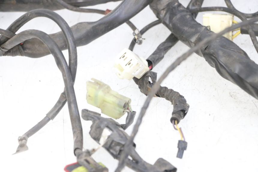 photo de FAISCEAU PIAGGIO IE MP3 YOURBAN 300 (2011 - 2016) - Vue d’ensemble