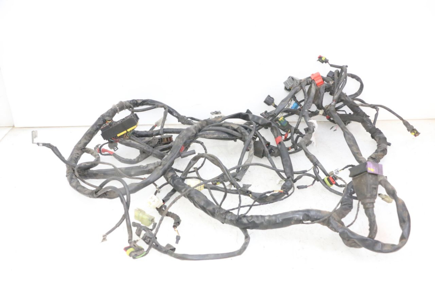 photo de FAISCEAU PIAGGIO IE MP3 YOURBAN 300 (2011 - 2016) - Points de fixation