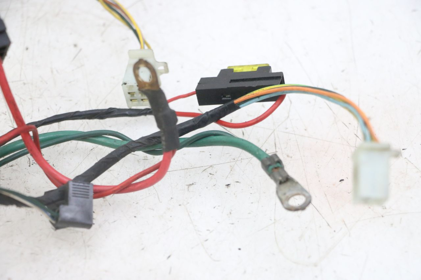 photo de FAISCEAU PEUGEOT JET FORCE CARBU 50 (2003 - 2016) - Détails caractéristiques