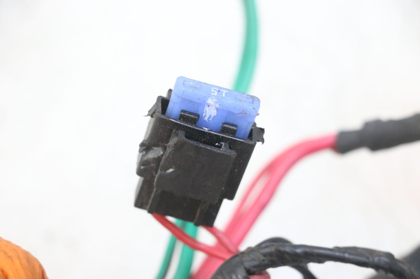 photo de FAISCEAU PEUGEOT KISBEE 2T 50 (2018 - 2022) - Zoom état d’usage