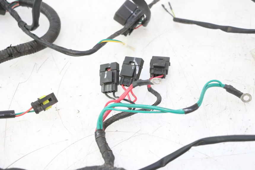 photo de FAISCEAU PEUGEOT KISBEE 4T 50 (2023 - 2026) - Autre angle de vue