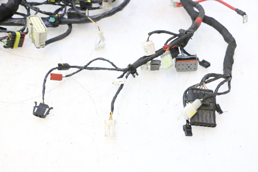 photo de FAISCEAU PIAGGIO MP3 HPE 530 (2022 - 2026) - Zoom composants