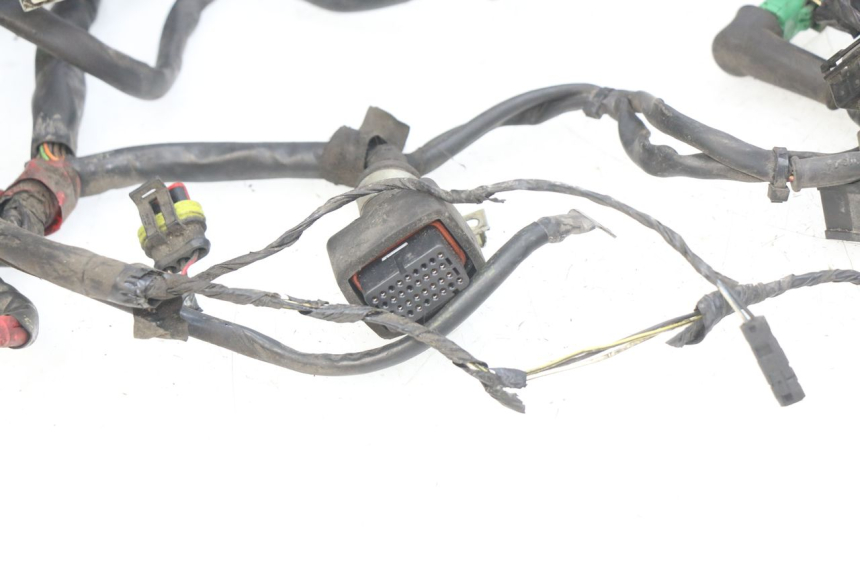 photo de FAISCEAU PIAGGIO MP3 LT 300 (2010 - 2016) - Inspection visuelle