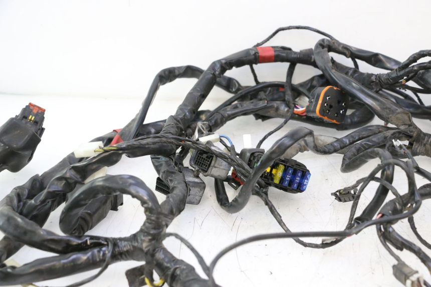 photo de FAISCEAU PIAGGIO MP3 LT 300 (2010 - 2016) - Gros plan technique