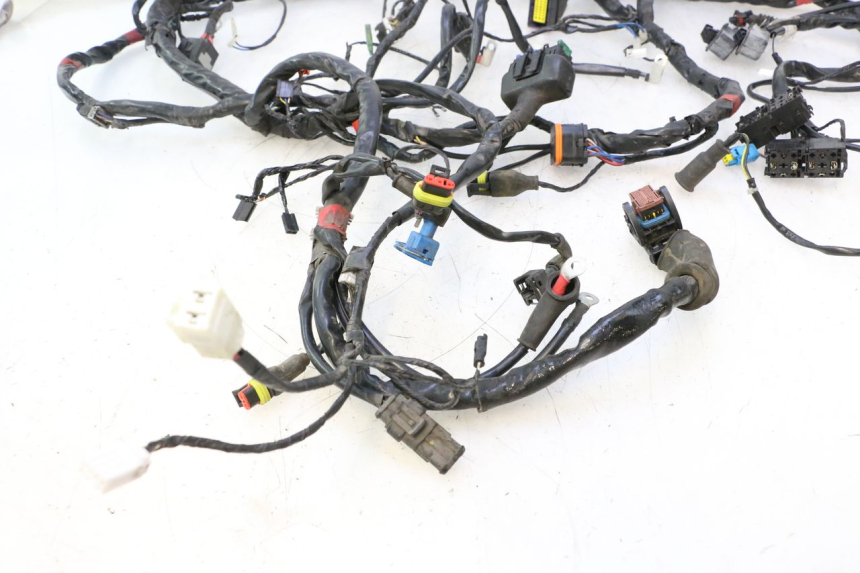 photo de FAISCEAU PIAGGIO MP3 LT 300 (2010 - 2016) - Pièce contrôlée