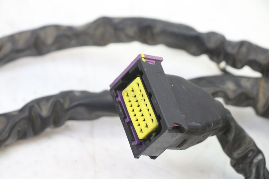 photo de FAISCEAU PIAGGIO MP3 500 (2014 - 2017) - Points de fixation