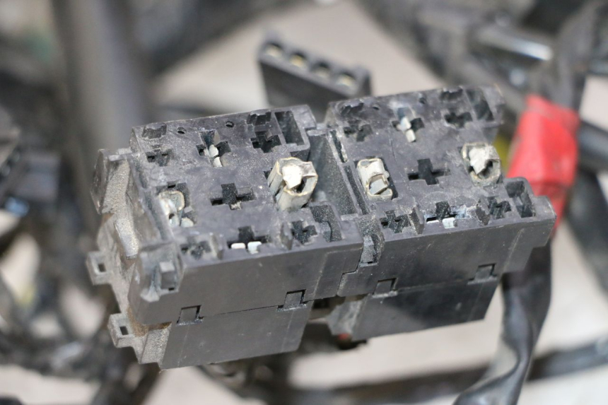 photo de FAISCEAU PIAGGIO MP3 500 (2011 - 2015) - Détails caractéristiques