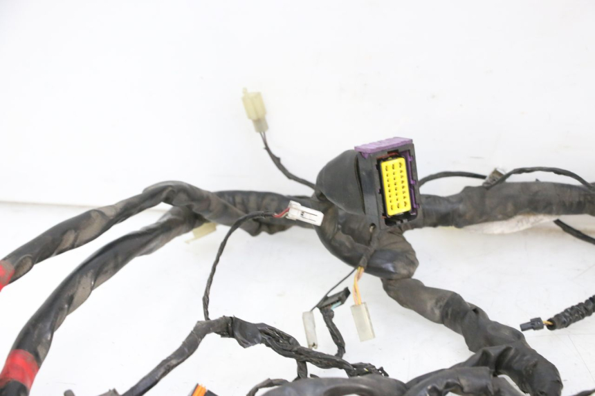 photo de FAISCEAU PIAGGIO MP3 125 (2006 - 2014) - État de surface