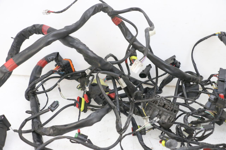 photo de FAISCEAU PIAGGIO MP3 500 (2016 - 2018) - État de surface