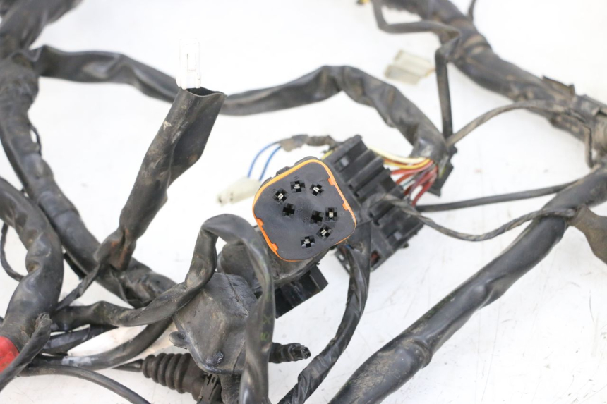 photo de FAISCEAU PIAGGIO MP3 RL 250 (2006 - 2010) - Pièce contrôlée