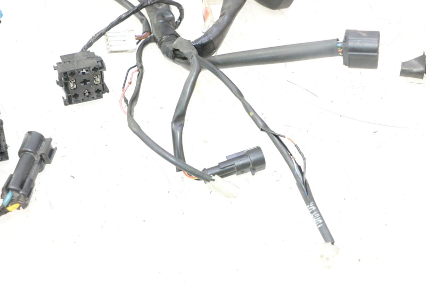 photo de FAISCEAU PIAGGIO MP3 500 (2016 - 2018) - Autre angle de vue