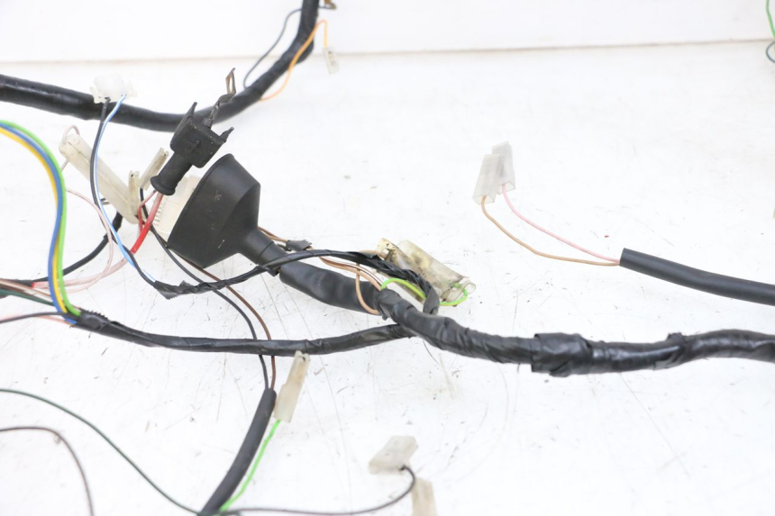 photo de FAISCEAU YAMAHA NEO'S NEOS 2T 50 (1998 - 2007) - Points de fixation