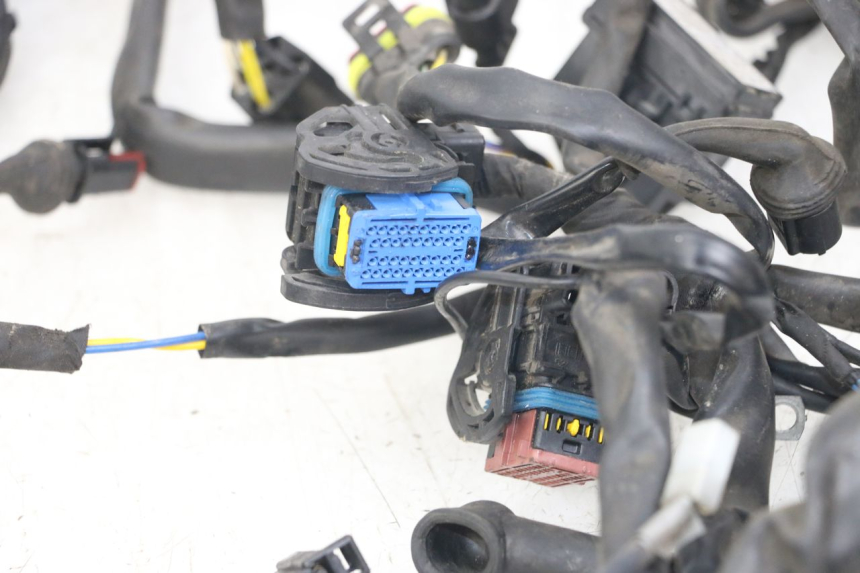 photo de FAISCEAU MOTO GUZZI NORGE 8V GT 1200 (2011 - 2016) - État de surface