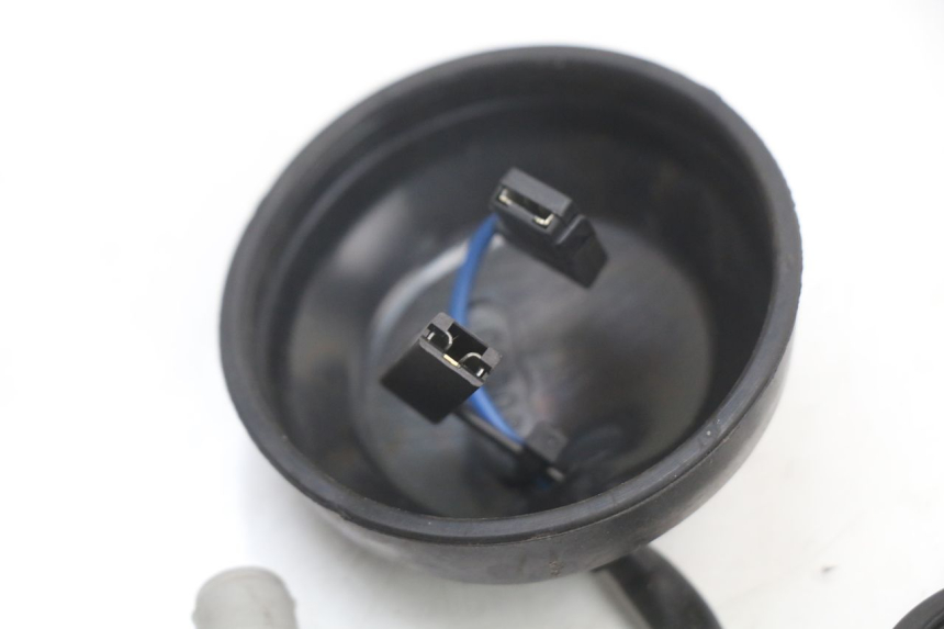 photo de FAISCEAU PHARE MOTO GUZZI NORGE 8V GT 1200 (2011 - 2016) - Zoom état d’usage