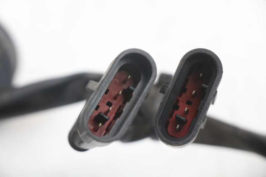 photo de FAISCEAU PHARE MOTO GUZZI NORGE 8V GT 1200 (2011 - 2016) - Vue d’ensemble