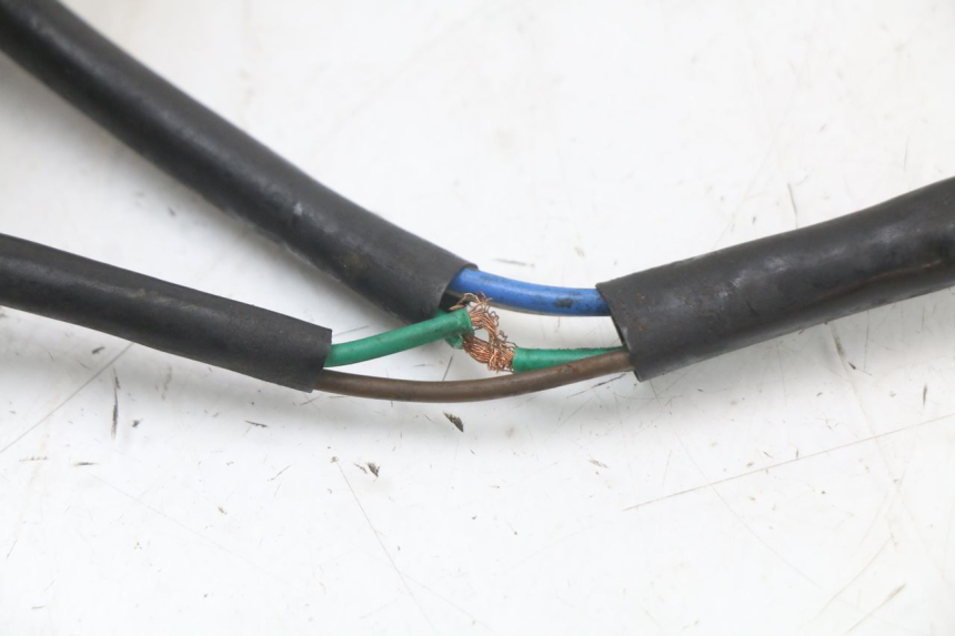 photo de FAISCEAU PHARE TNT MOTOR ROMA 10' 2T 50 (2011 - 2018) - Gros plan technique