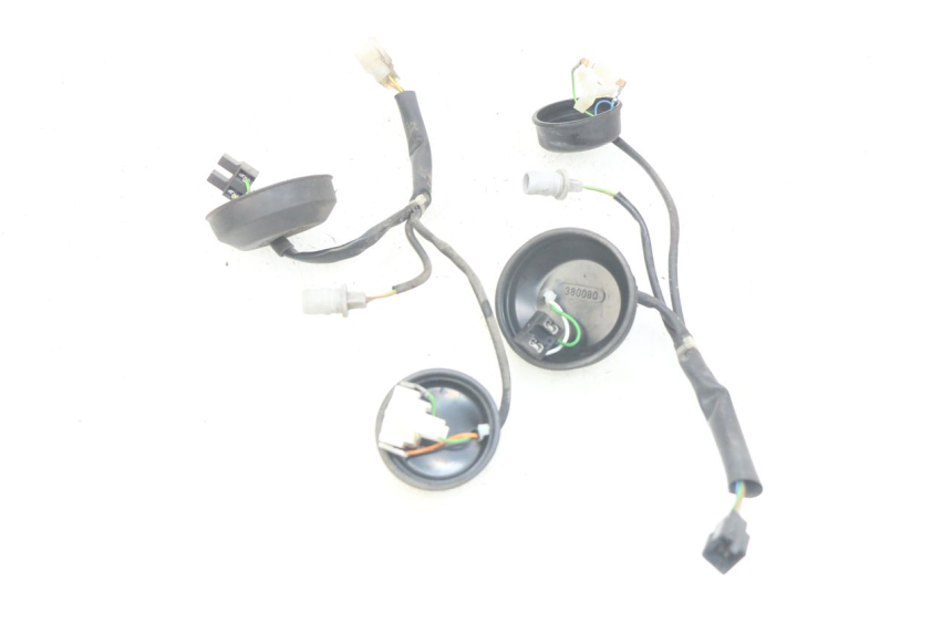 photo de FAISCEAU PHARE PEUGEOT SATELIS 125 (2010 - 2012) - Gros plan technique