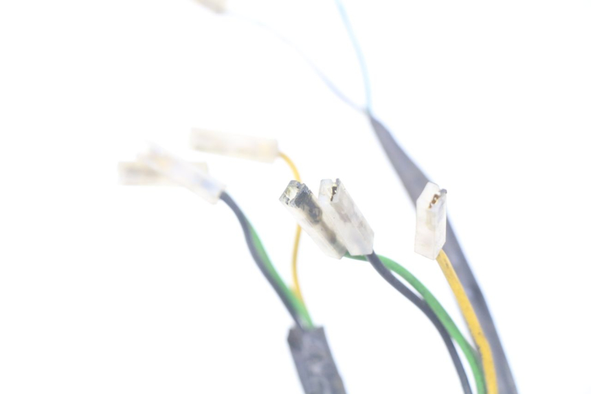 photo de FAISCEAU PHARE YAMAHA YP MAJESTY 125 (1998 - 2001) - Autre angle de vue