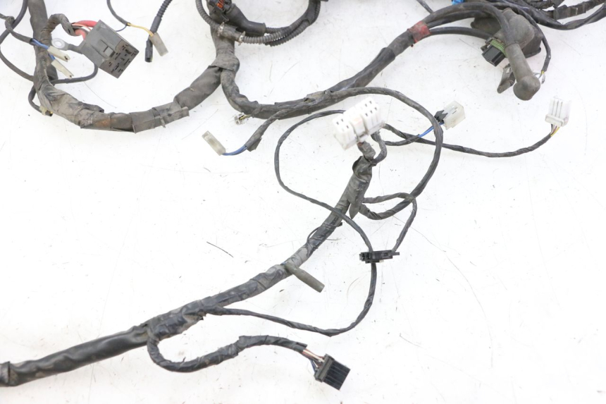 photo de FAISCEAU PIAGGIO MP3 125 (2006 - 2014) - Détails caractéristiques