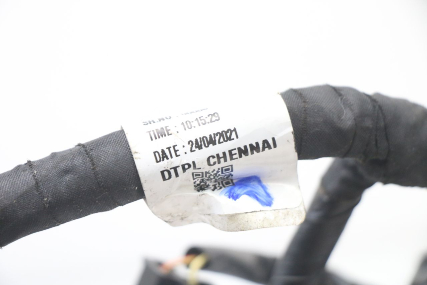 photo de FAISCEAU ROYAL ENFIELD HYMALAYAN 410 (2016 - 2023) - Angle alternatif