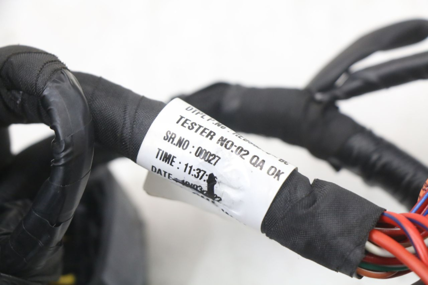 photo de FAISCEAU ROYAL ENFIELD SCRAM 411 (2022 - 2024) - Vue d’ensemble