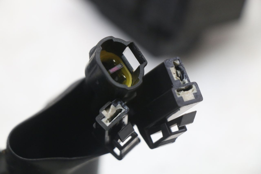 photo de FAISCEAU ROYAL ENFIELD SCRAM 411 (2022 - 2024) - Pièce contrôlée