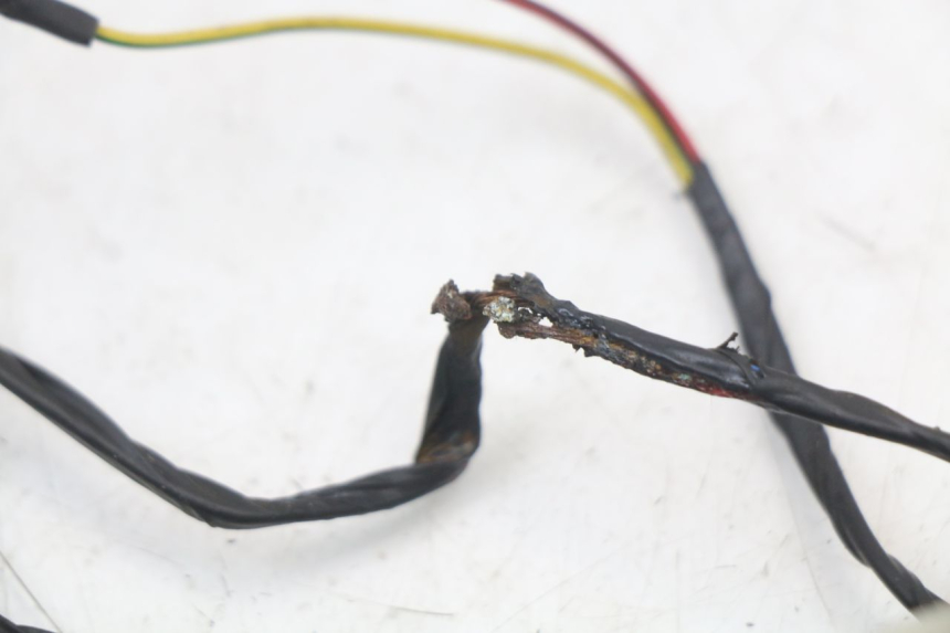 photo de FAISCEAU APRILIA SR MOTARD 50 (2012 - 2018) - Points de fixation