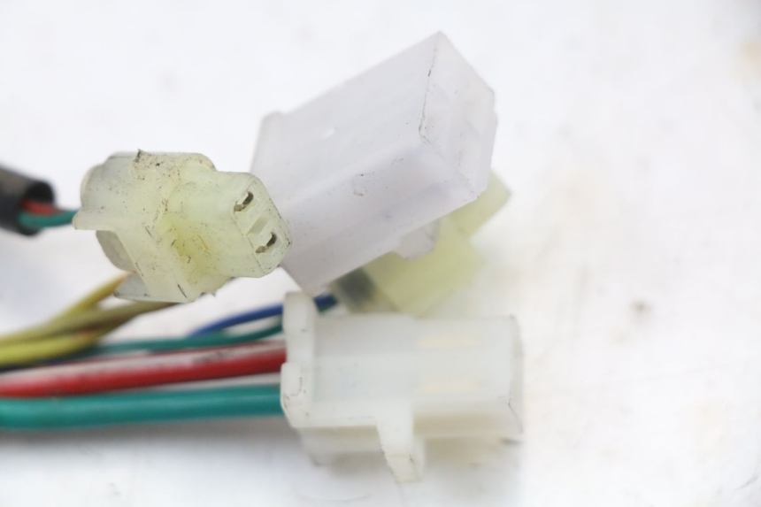 photo de FAISCEAU KYMCO SUPER 8 4T 50 (2021 - 2024) - Points de fixation