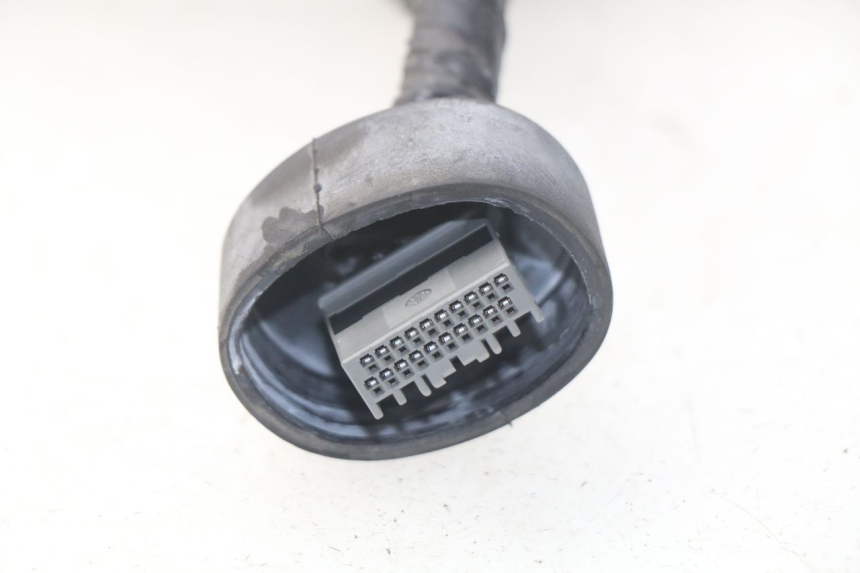 photo de FAISCEAU TETE FOURCHE YAMAHA FJR ABS 1300 (2006 - 2012) - Autre angle de vue