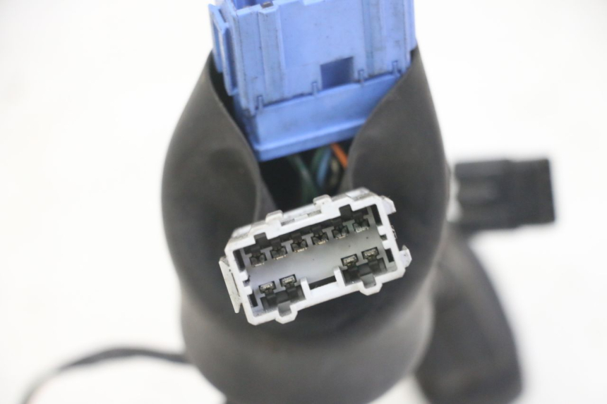 photo de FAISCEAU TETE FOURCHE HONDA NTV DEAUVILLE ABS 700 (2007 - 2016) - Gros plan technique