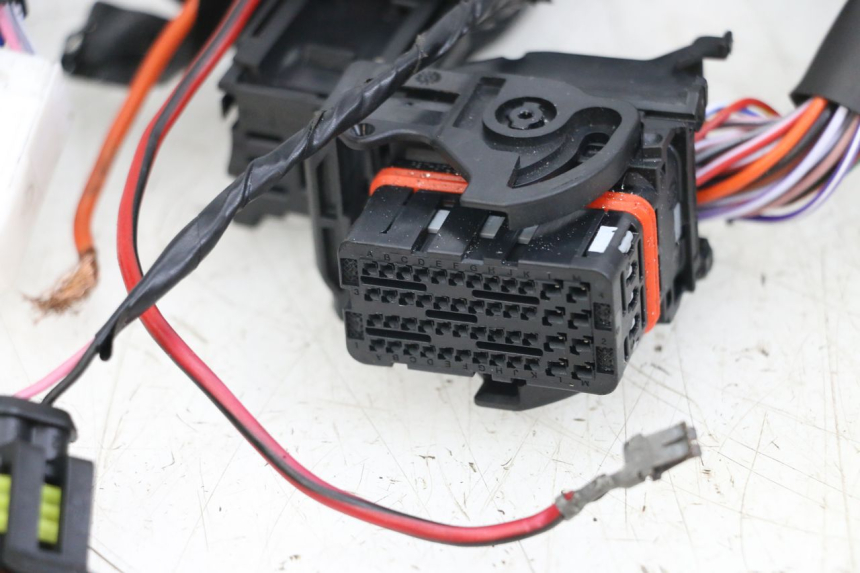 photo de FAISCEAU PIAGGIO VESPA PRIMAVERA 4T 50 (2021 - 2024) - Vue produit