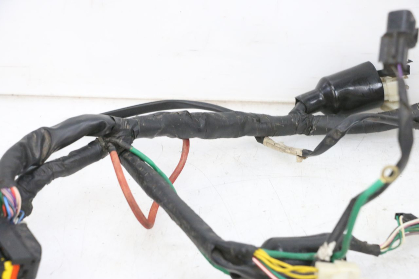 photo de FAISCEAU DAELIM VJ ROADWIN FI 125 (2008 - 2017) - Détails caractéristiques