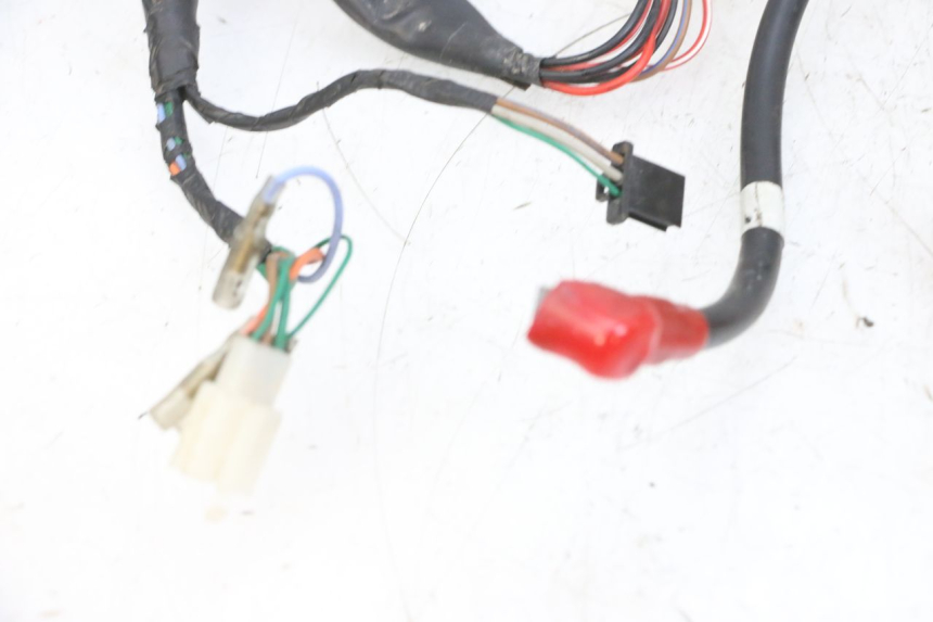 photo de FAISCEAU DAELIM VJ ROADWIN FI 125 (2008 - 2017) - Vue rapprochée