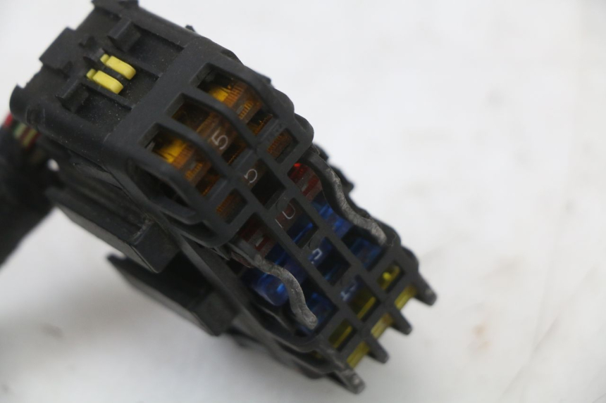 photo de FAISCEAU PIAGGIO XEVO - X EVO 125 (2007 - 2017) - Gros plan technique