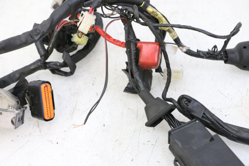 photo de FAISCEAU YAMAHA XJ6 ABS 600 (2008 - 2016) - Vue d’ensemble