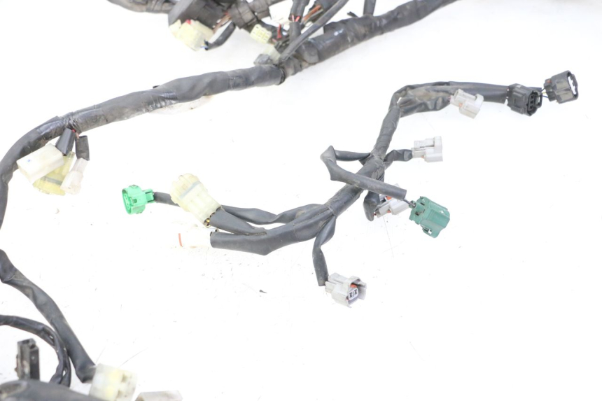 photo de FAISCEAU YAMAHA FZ6 FAZER S2 600 (2007 - 2011) - Angle alternatif