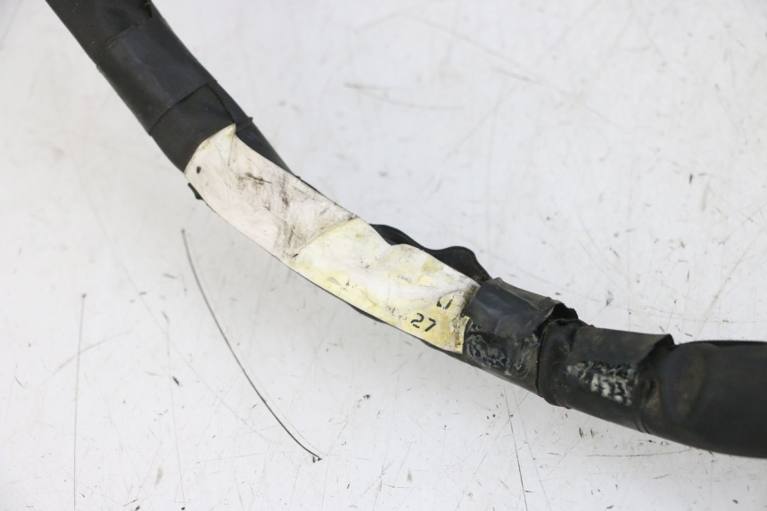 photo de FAISCEAU YAMAHA FZS FAZER 600 (2001 - 2003) - Points de fixation