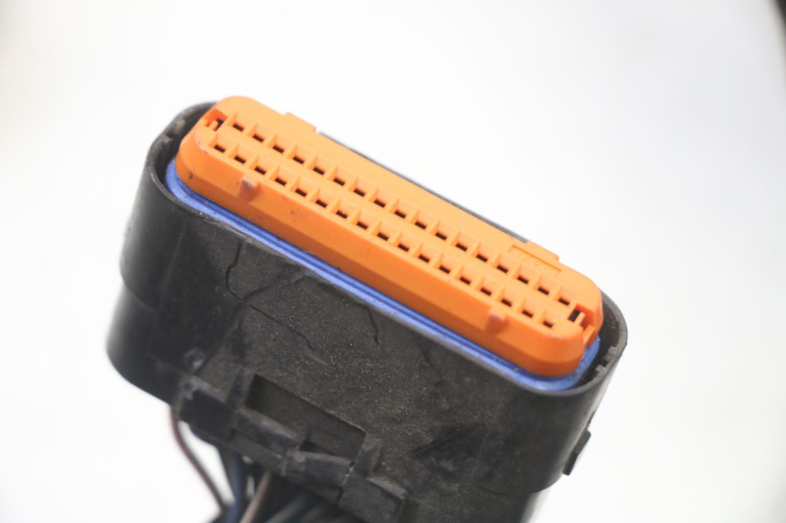 photo de FAISCEAU YAMAHA YP X-MAX XMAX 400 (2014 - 2017) - État de surface