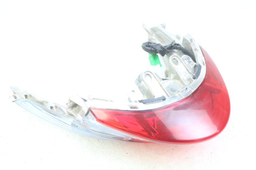 photo de FEU ARRIERE KYMCO AGILITY 16+ 4T 50 (2018 - 2023) - Vue d’ensemble