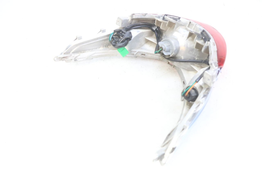 photo de FEU ARRIERE KYMCO AGILITY 16+ 4T 50 (2018 - 2023) - Points de fixation