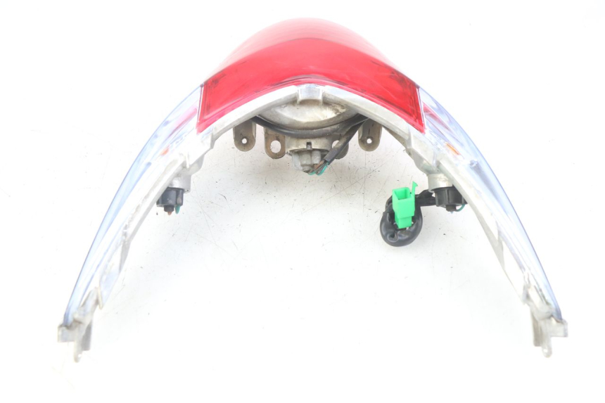 photo de FEU ARRIERE KYMCO AGILITY 16+ 4T 50 (2018 - 2023) - État de surface