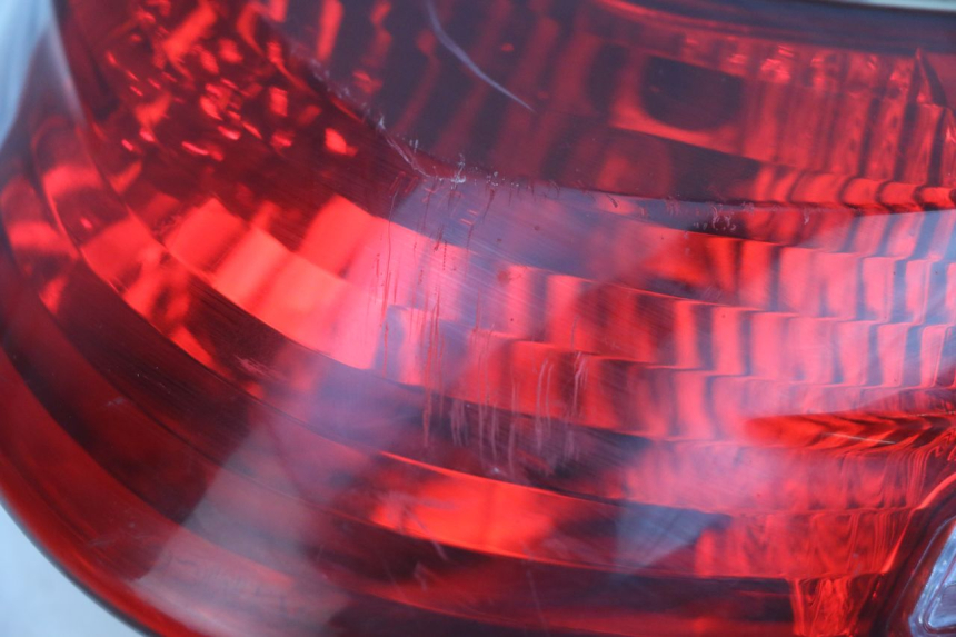 photo de FEU ARRIERE KYMCO AGILITY 16+ 4T 50 (2018 - 2023) - Autre angle de vue