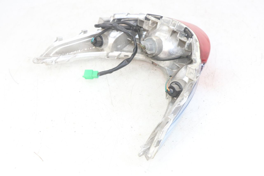 photo de FEU ARRIERE KYMCO AGILITY 16+ 4T 50 (2018 - 2023) - Vue d’ensemble