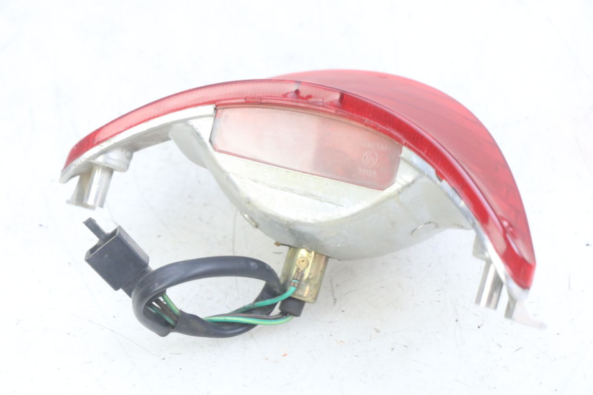 photo de FEU ARRIERE KYMCO AGILITY 4T 50 (2005 - 2018) - Autre angle de vue